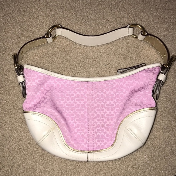 COACH BAG price negotiable - Picture 1 of 3